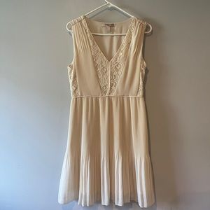 White Chiffon Lace Sleeveless Dress